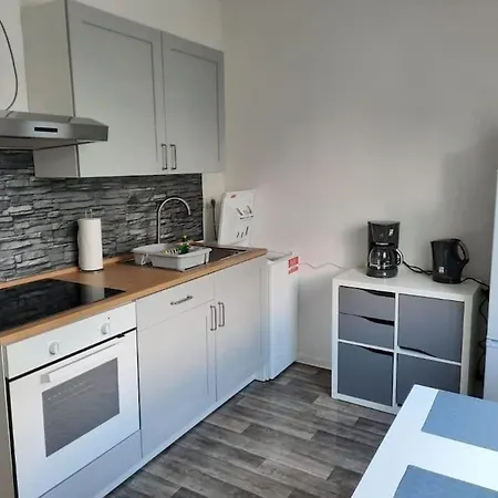 Apartment Cozy Businessapartment/wlan Lauchhammer